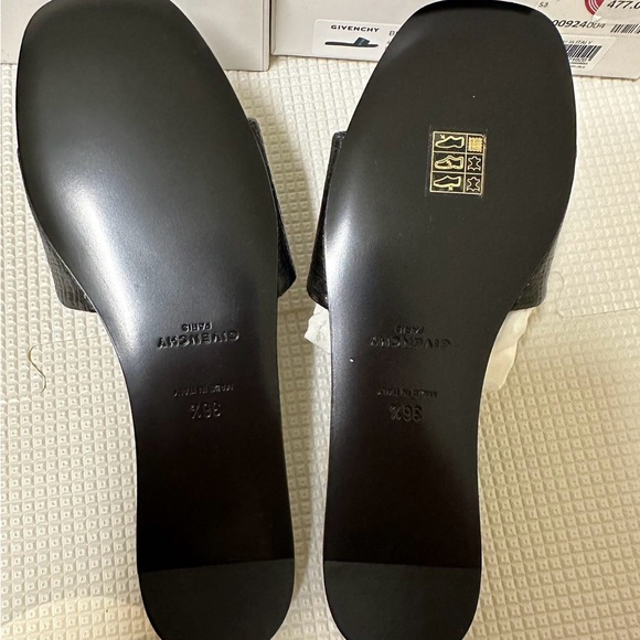 Givenchy sandals - Picture 3 of 3